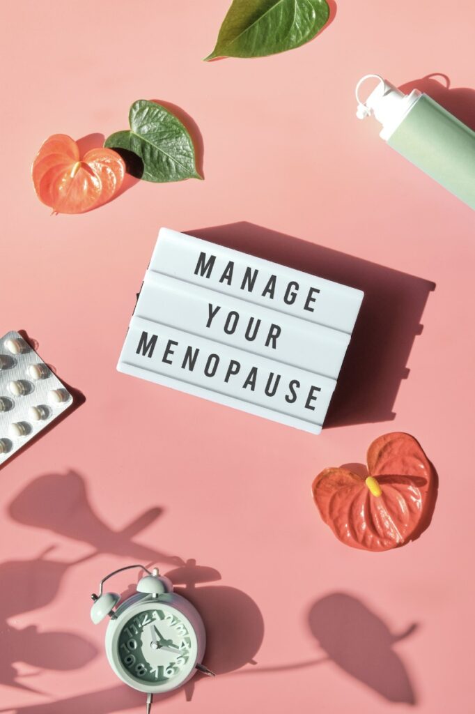 La Ménopause… Comment vous aider ? par Centre Koel : Institut de Beauté alternatif à la Chirurgie, Expert en Amincissement, Soins de la Peau et Épilation Définitive