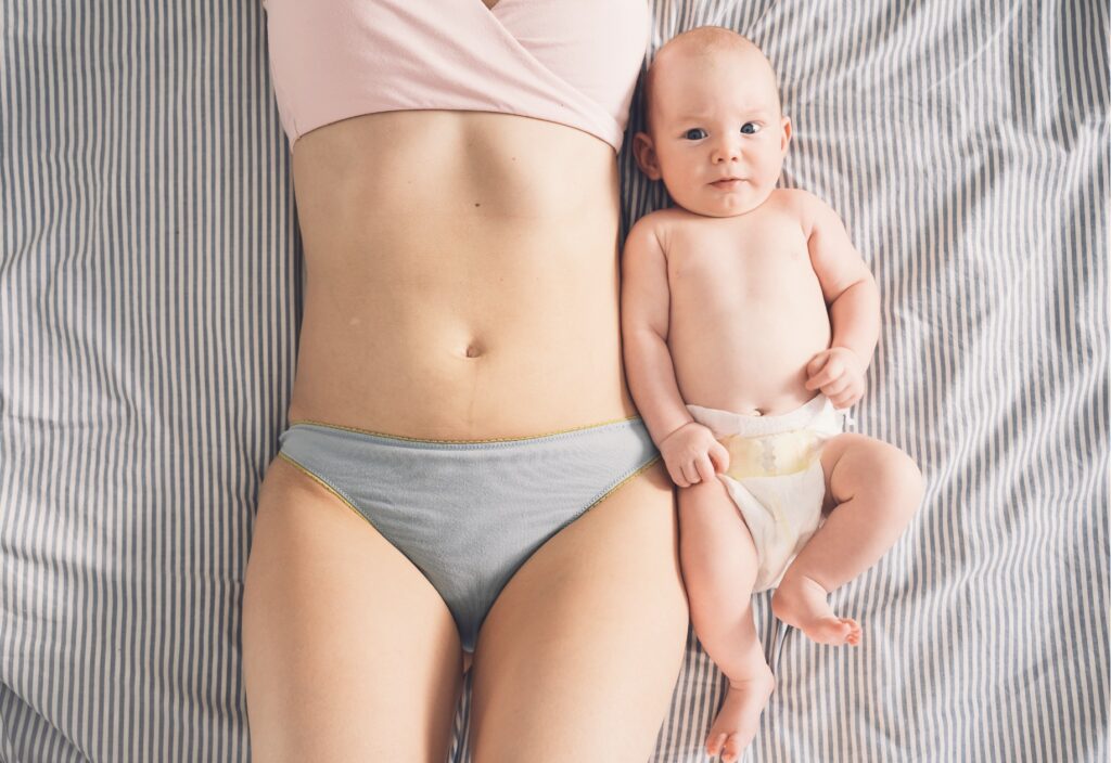 Programme post-partum du Centre Koel comprenant la Cryolipolyse, l’Endosphères Thérapie et l’Emsella, conçu pour soutenir les mamans à se sentir confiantes et revitalisées.